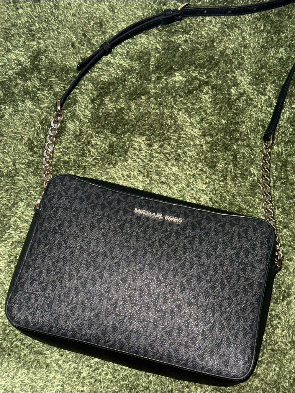 Michael Kors Jet Set East West Crossbody Bag